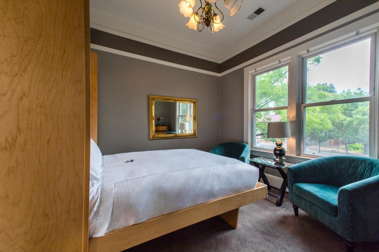 Inn St Helena 세인트 헬레나 외부 사진