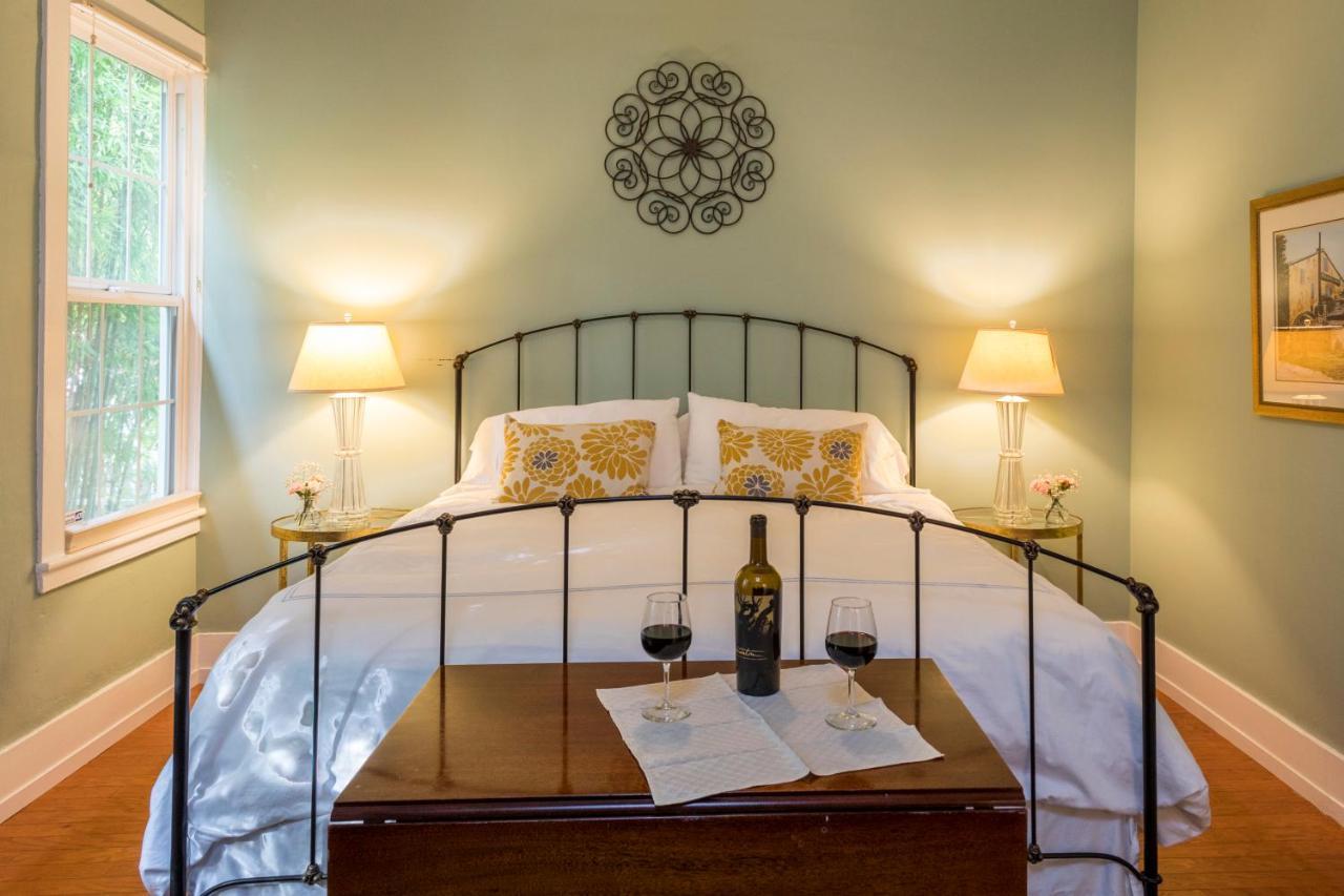 Inn St Helena 세인트 헬레나 외부 사진